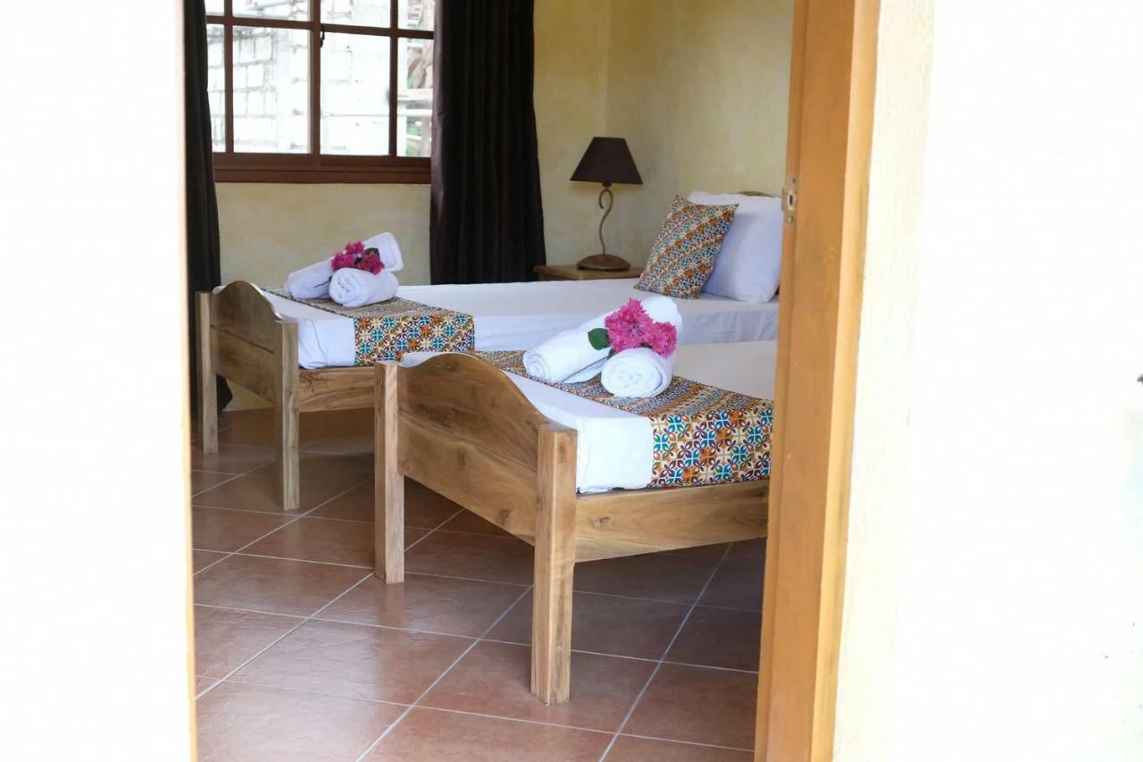 La Casa Di Beatrice Bed and Breakfast Panglao Exterior foto