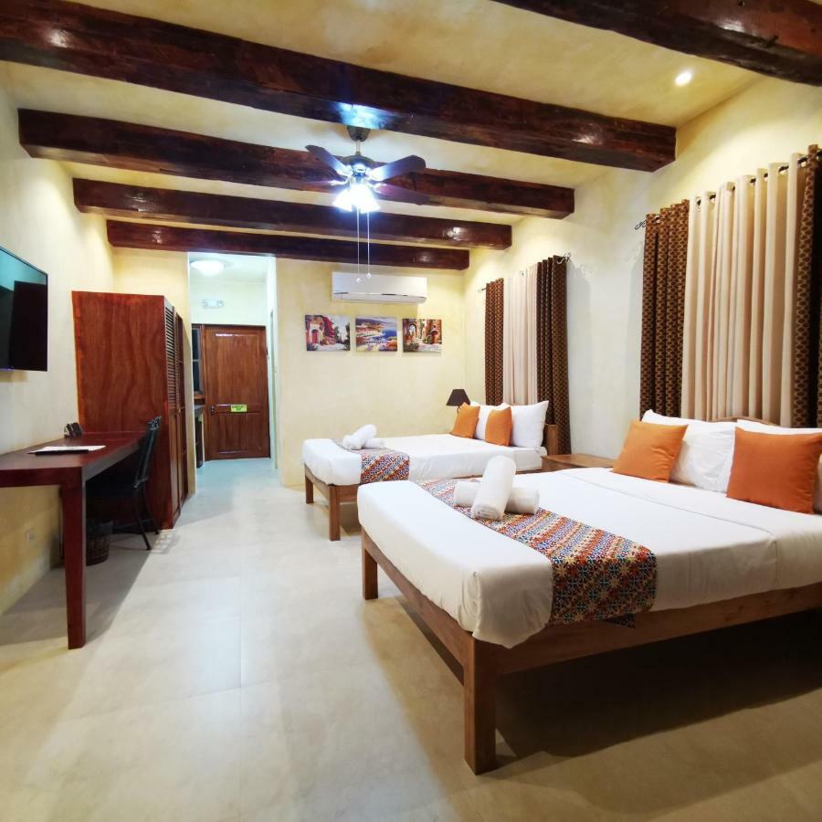 La Casa Di Beatrice Bed and Breakfast Panglao Exterior foto