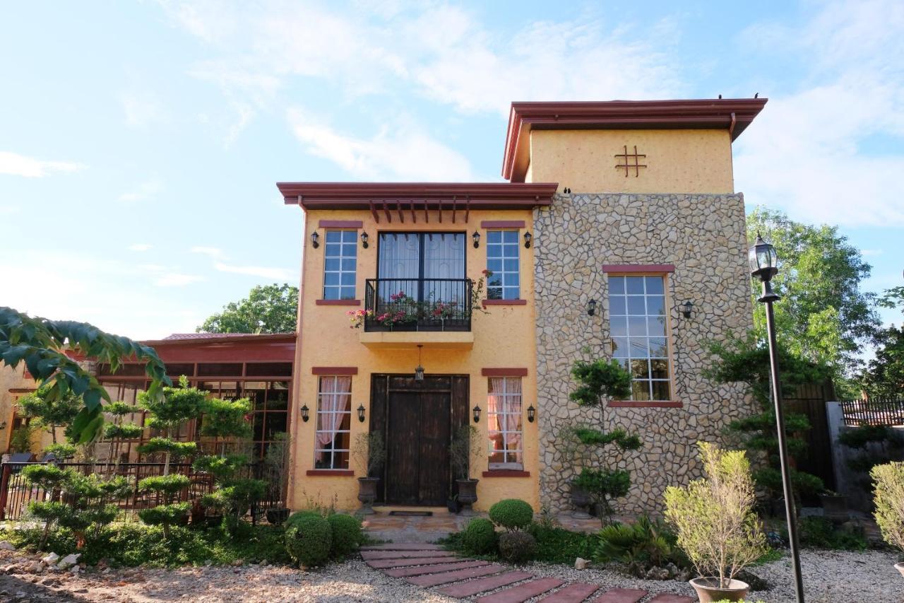 La Casa Di Beatrice Bed and Breakfast Panglao Exterior foto